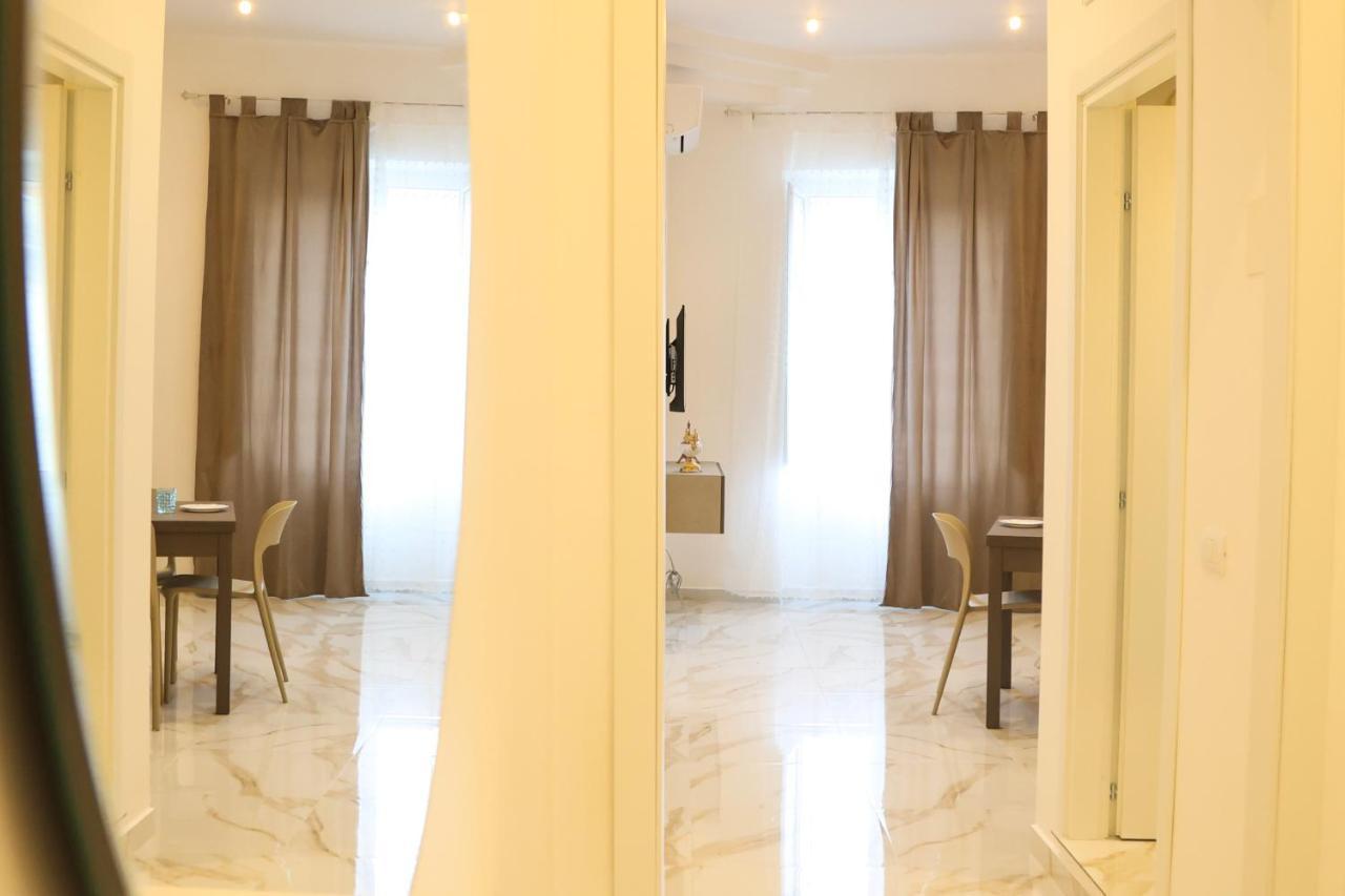 House Emy In Central נאפולי מראה חיצוני תמונה