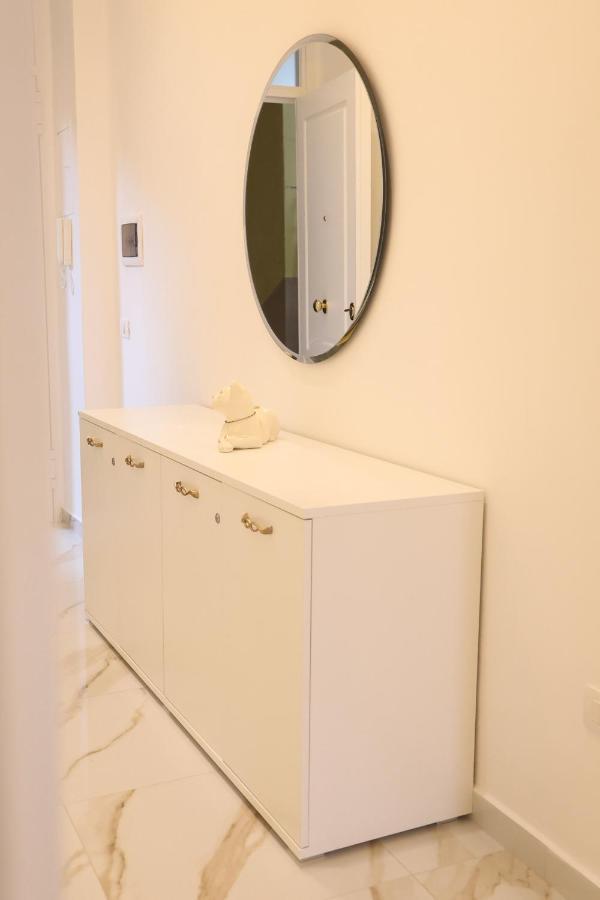 House Emy In Central נאפולי מראה חיצוני תמונה