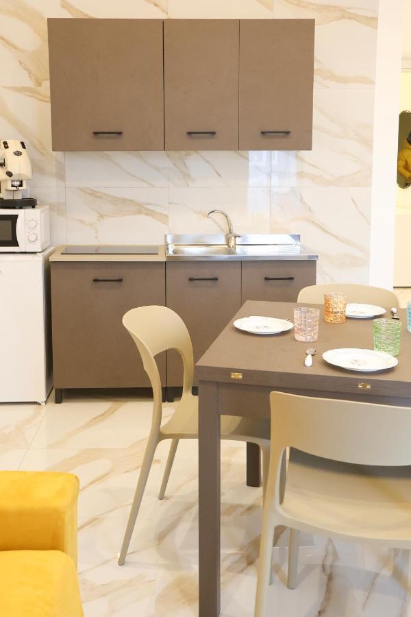 House Emy In Central נאפולי מראה חיצוני תמונה
