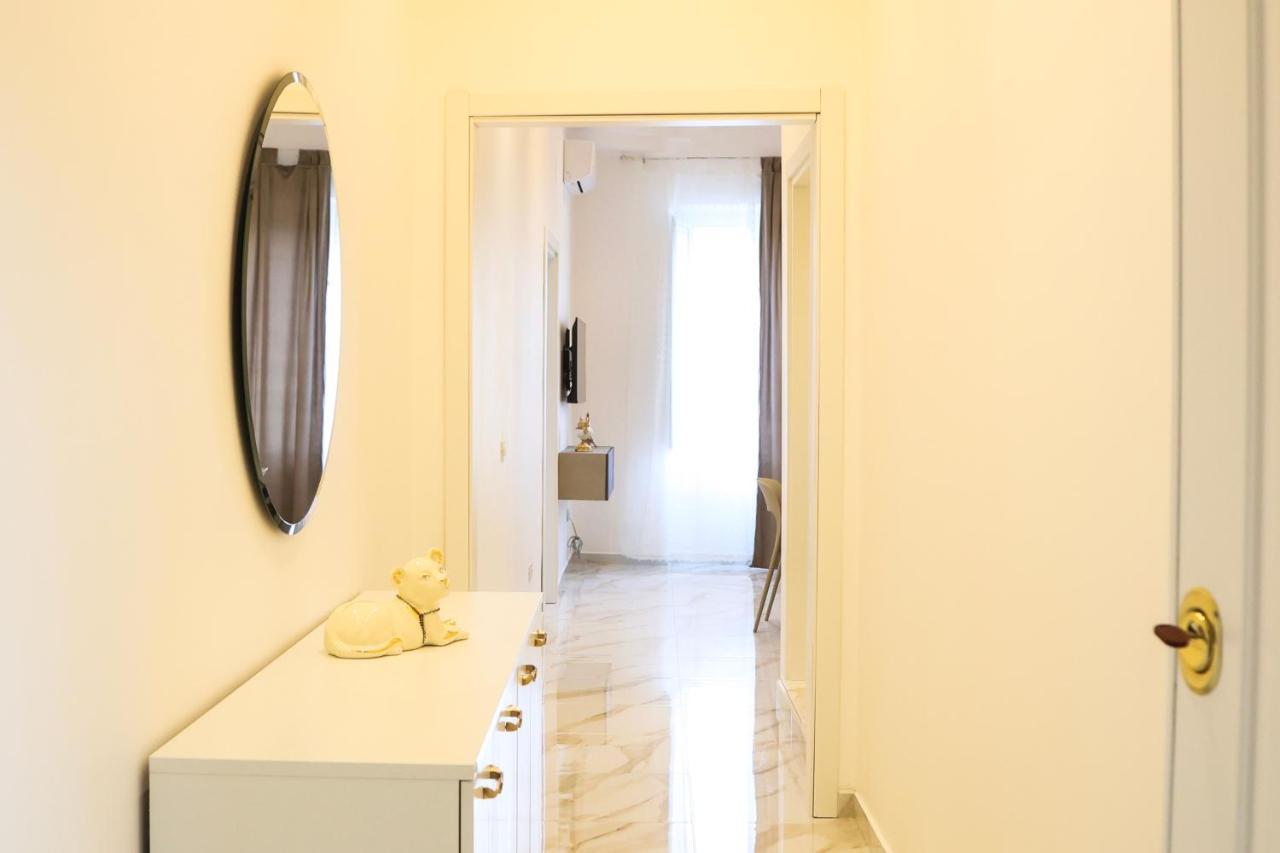 House Emy In Central נאפולי מראה חיצוני תמונה